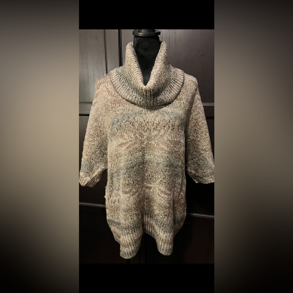 Sweater - Picture 3 of 4